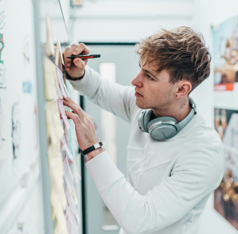 How Enterprise Learning Management Solutions Expand Your Organization’s Capabilities
